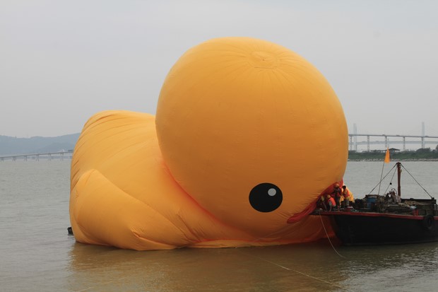 Yellow Duck at Macau_17