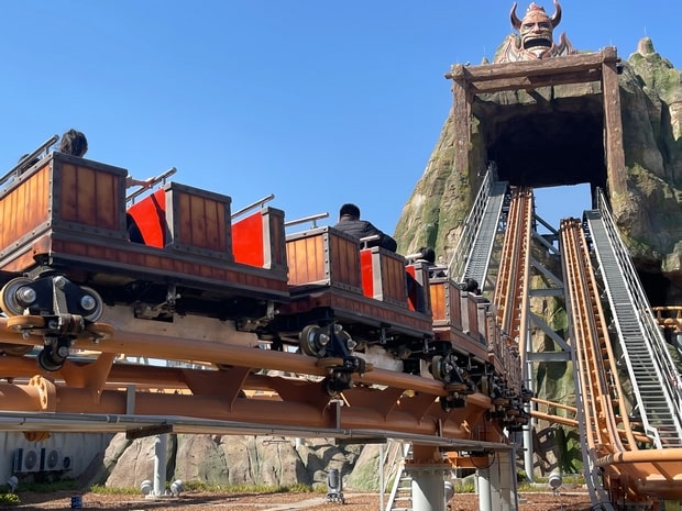 中山奇遇時光樂園過山車